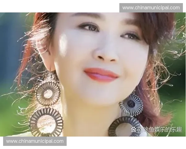 英雄姐是谁?揭秘她背后的故事与传奇经历 英雄姐是谁?揭秘她背后的故事与传奇经历